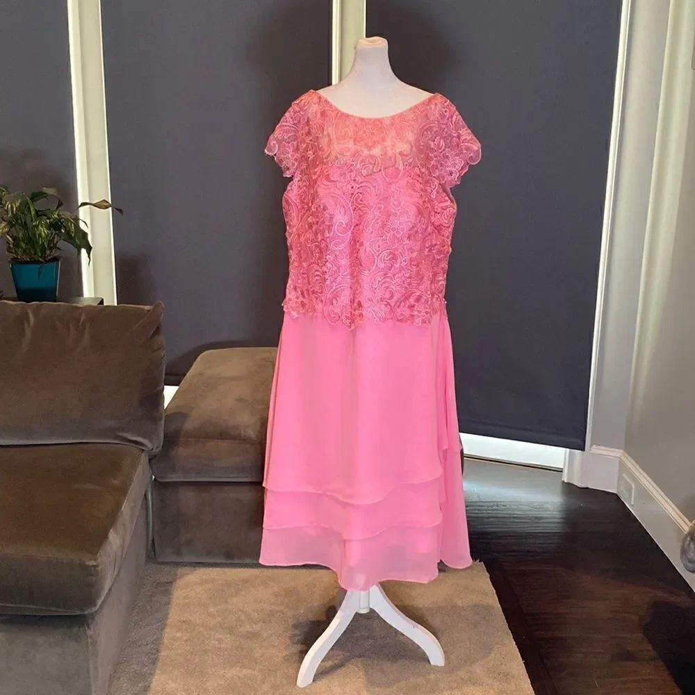 Women’s Pink Tea Length Dress Layered Chiffon Skirt Lace Bodice Size XXL NWOT